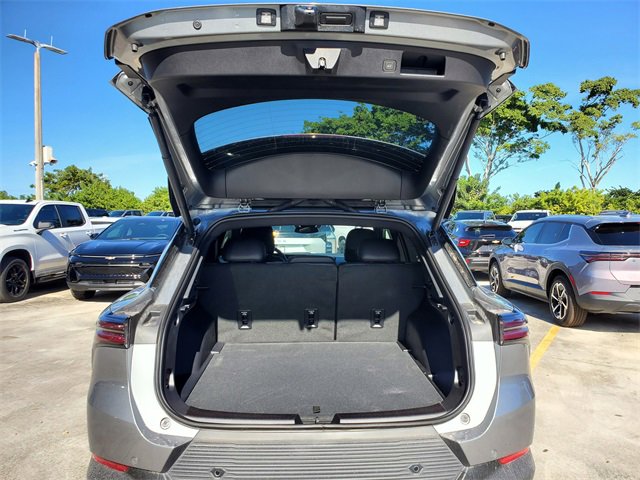 New 2026 Chevrolet Equinox EV LT image 6