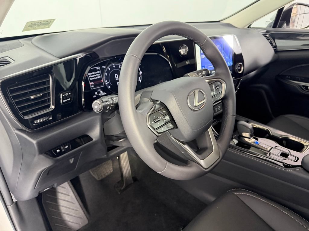 Used 2025 Lexus NX 250 FWD image 23