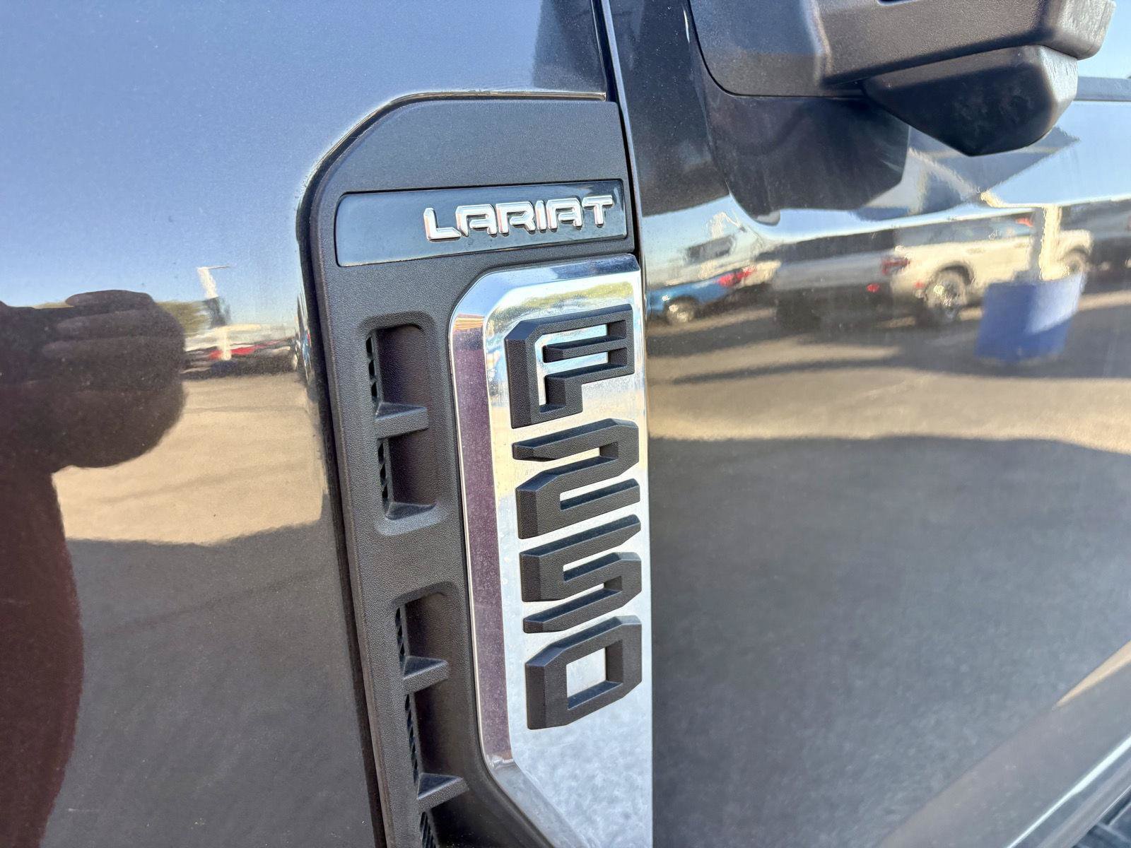 Used 2025 Ford F250 Lariat w/ FX4 Off-Road Package AWD/4WD image 12