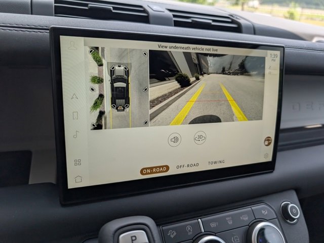 New 2025 Land Rover Defender 110 S image 12