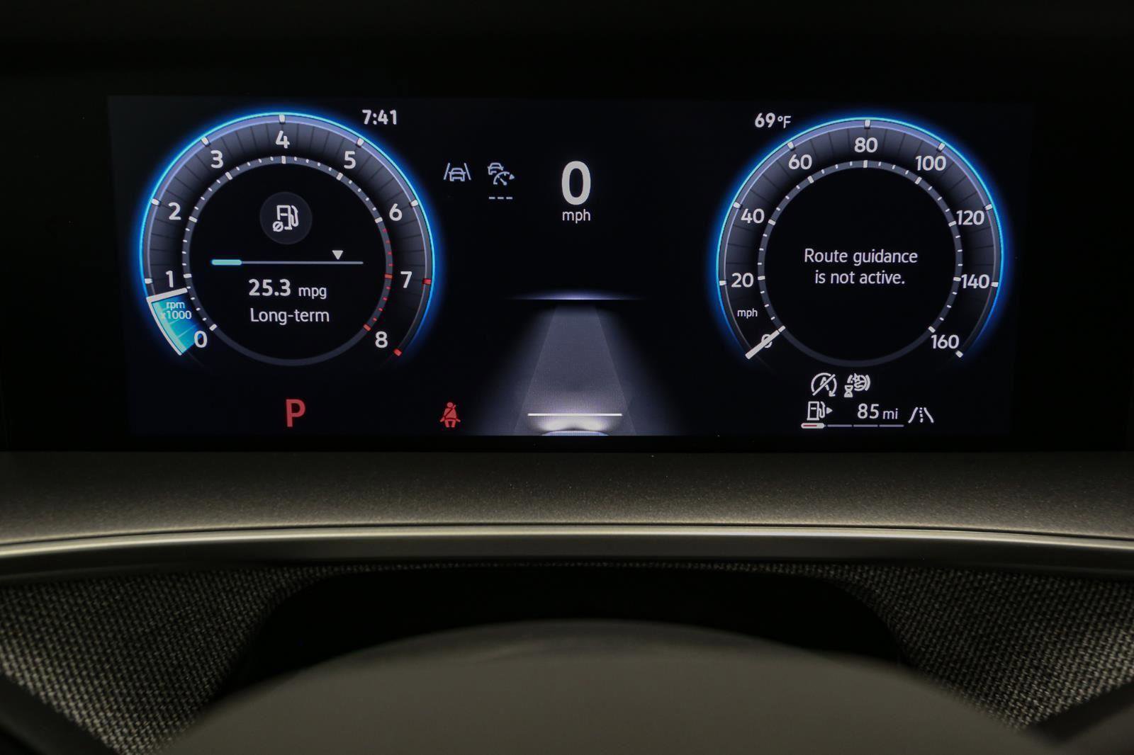 Used 2025 Volkswagen Tiguan S image 35