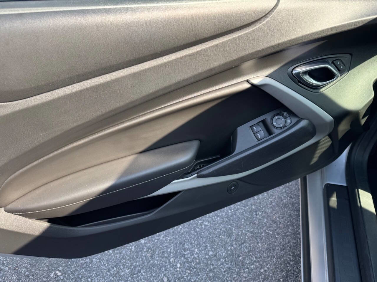 Used 2017 Chevrolet Camaro SS RWD image 14