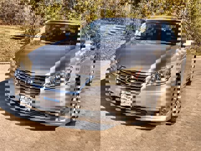 Used 2011 Lexus ES 350 image 2