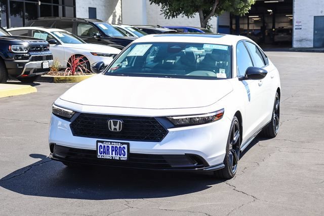 Used 2025 Honda Accord Sport image 5