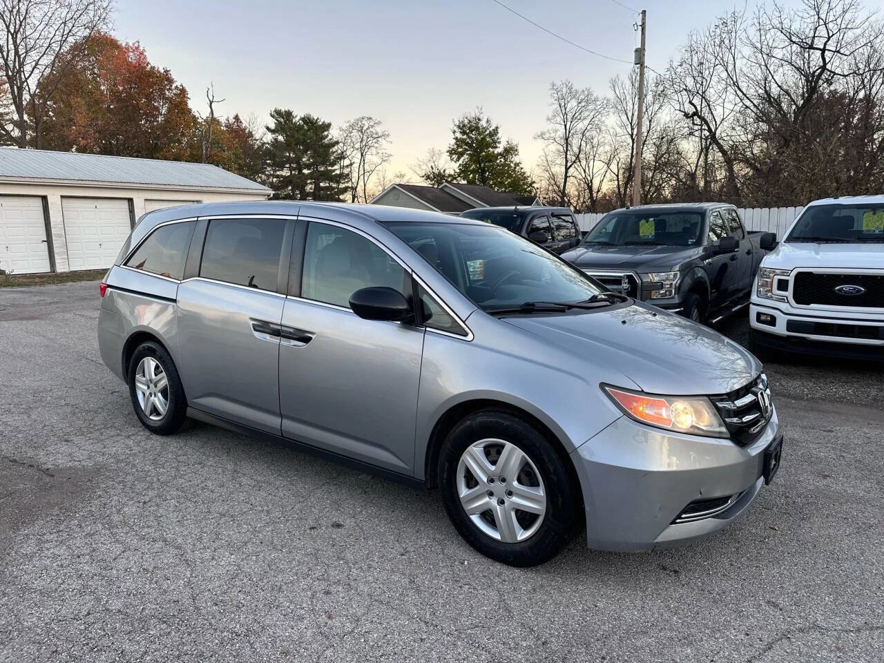 Used 2016 Honda Odyssey LX image 3