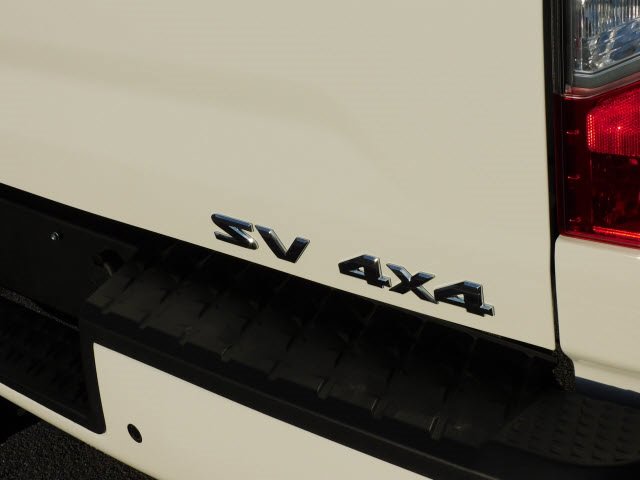 Certified 2022 Nissan Titan SV w/ SV Convenience Package image 4