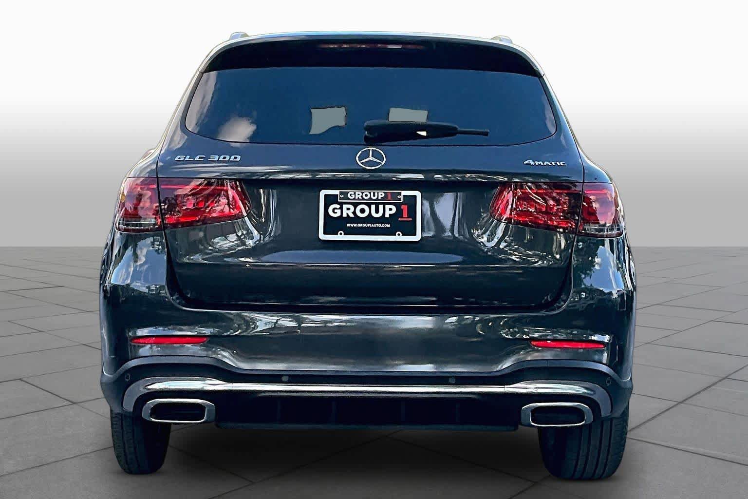 Used 2022 Mercedes-Benz GLC 300 4MATIC image 4