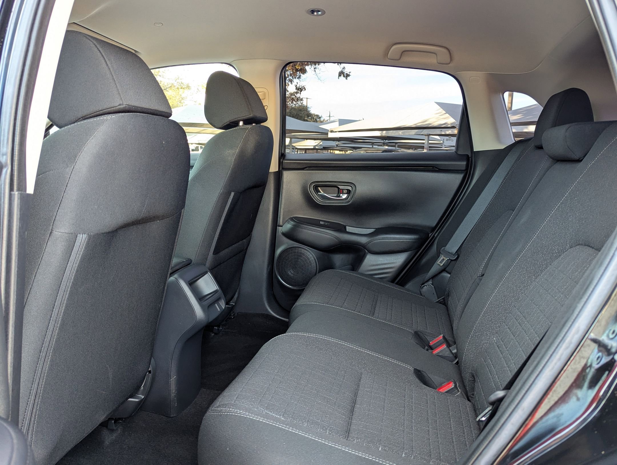 Used 2025 Honda HR-V LX image 15