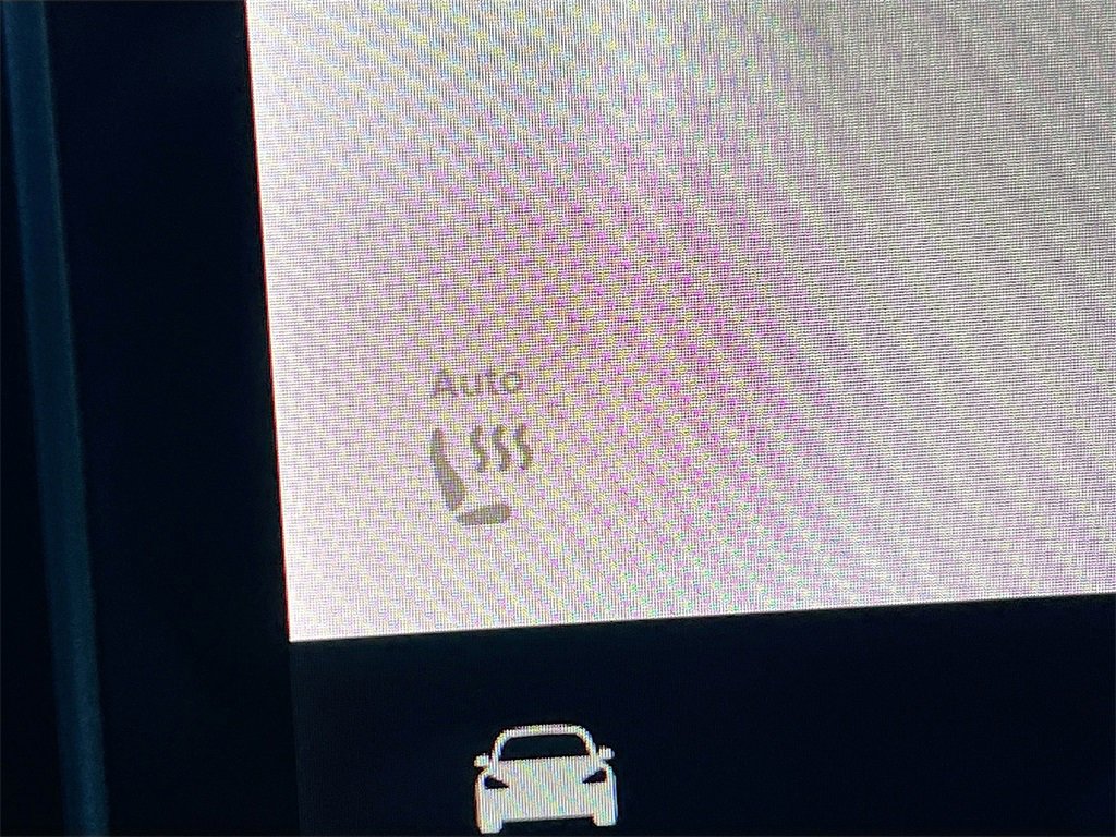 Used 2018 Tesla Model 3 Long Range image 18