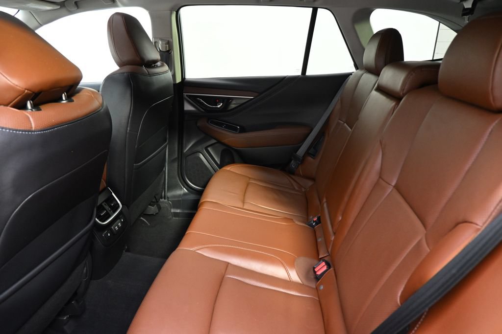 Used 2020 Subaru Outback Touring w/ Popular Package #2 AWD/4WD image 19