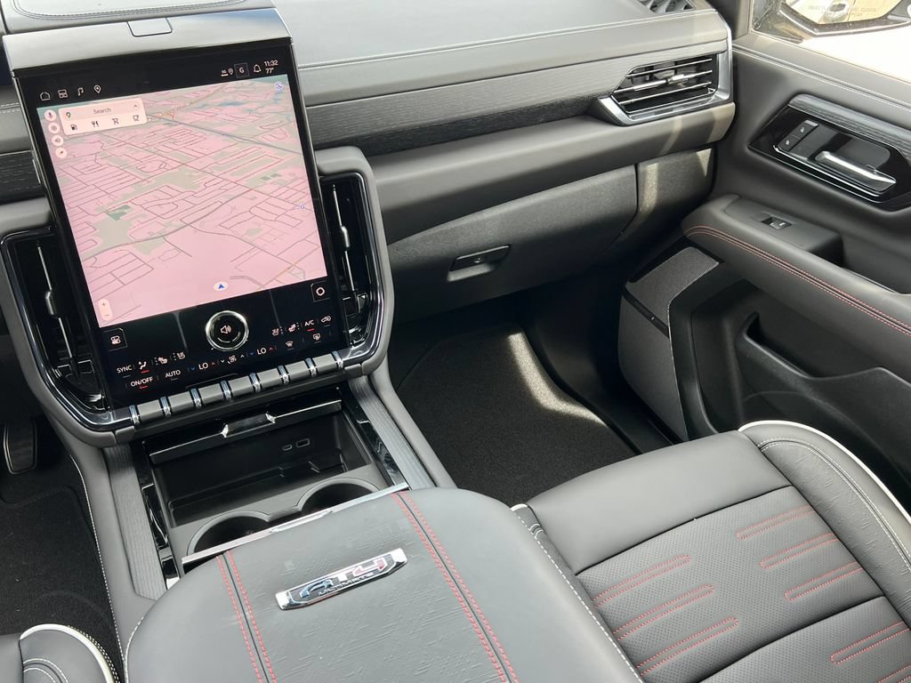 New 2026 GMC Yukon XL AT4 Ultimate AWD/4WD image 33
