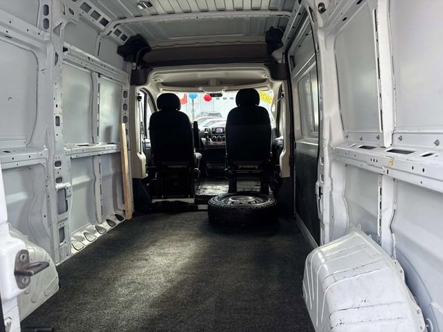 Used 2020 RAM ProMaster 2500 w/ Interior Convenience Group image 9