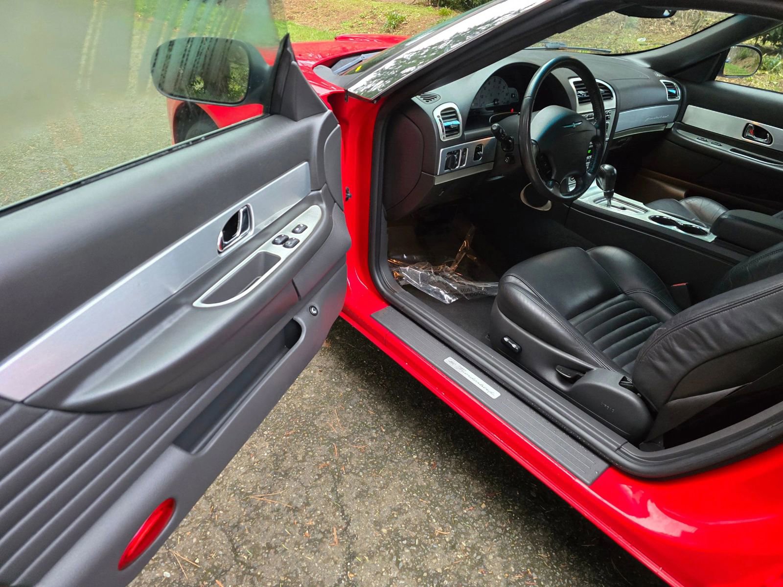 Used 2002 Ford Thunderbird Convertible 2D image 19