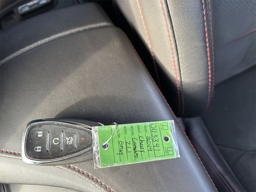 Used 2019 Chevrolet Camaro ZL1 image 28