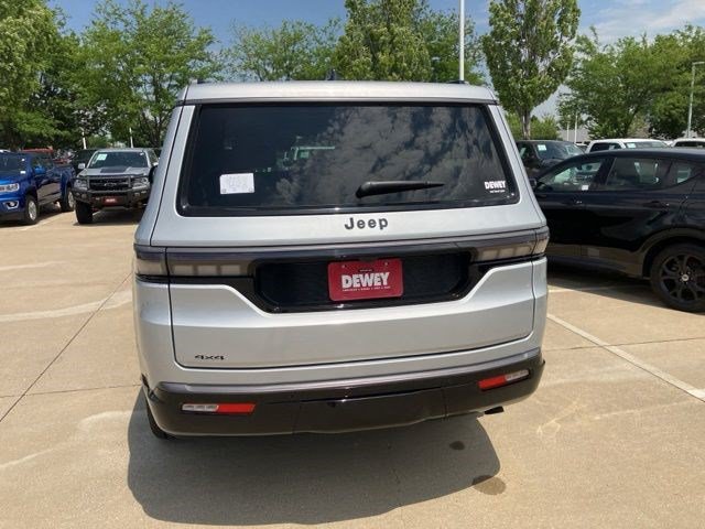 New 2026 Jeep Grand Wagoneer Limited w/ Convenience Group I AWD/4WD image 6