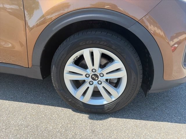 Used 2017 Kia Sportage LX FWD image 19