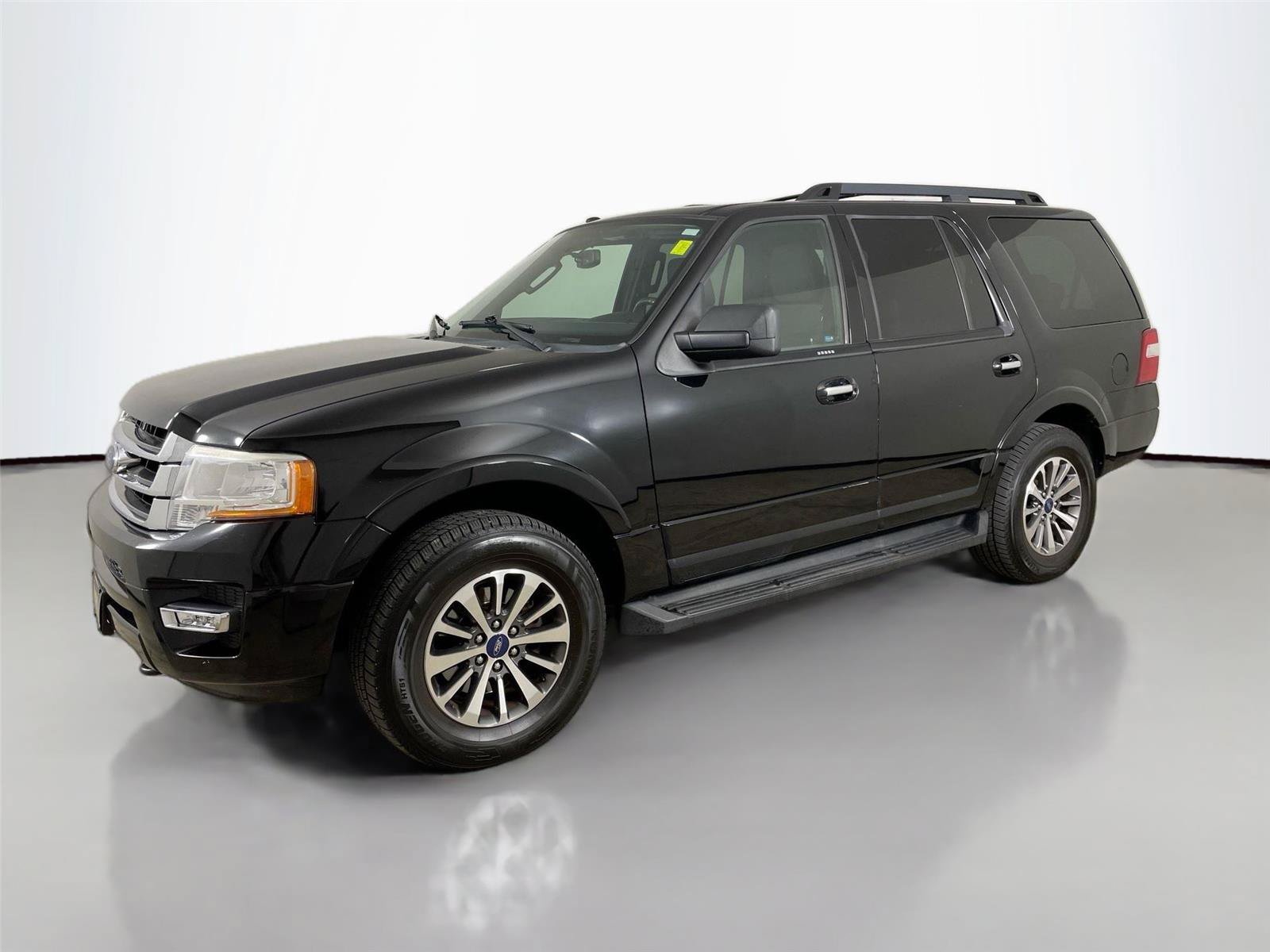 Used 2017 Ford Expedition XLT AWD/4WD image 8