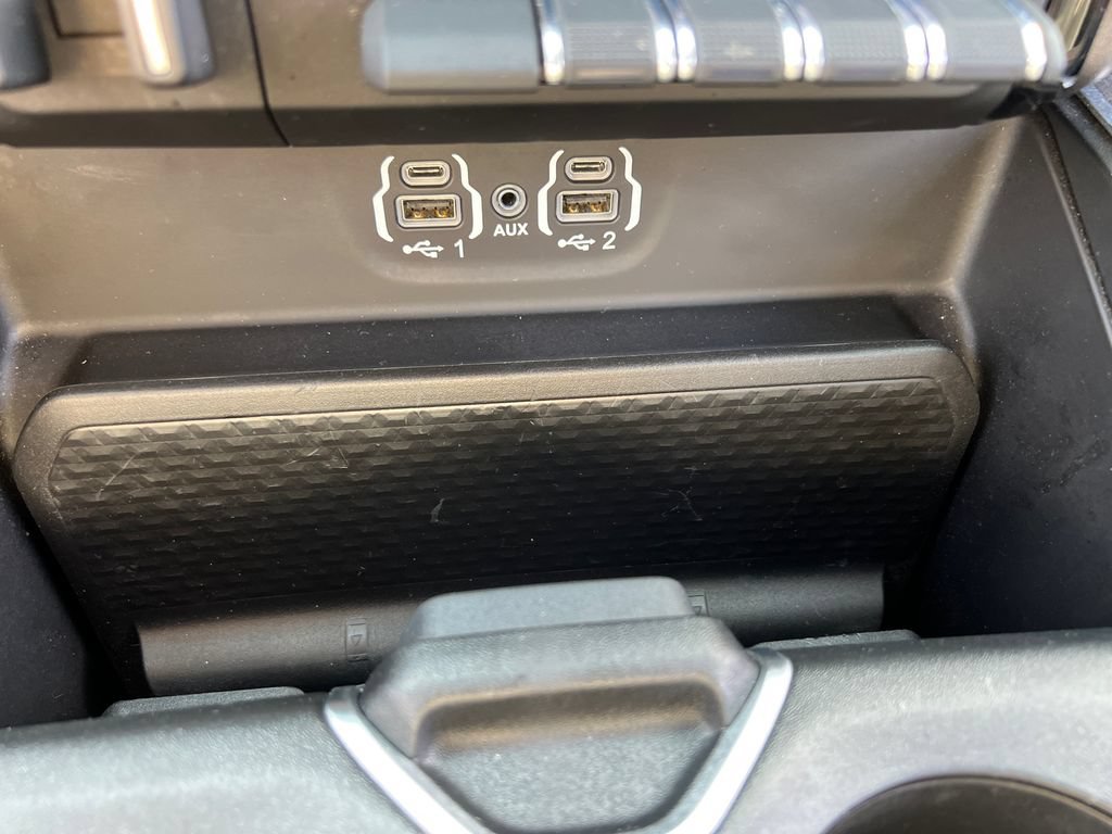 Used 2023 RAM 1500 Laramie AWD/4WD image 32