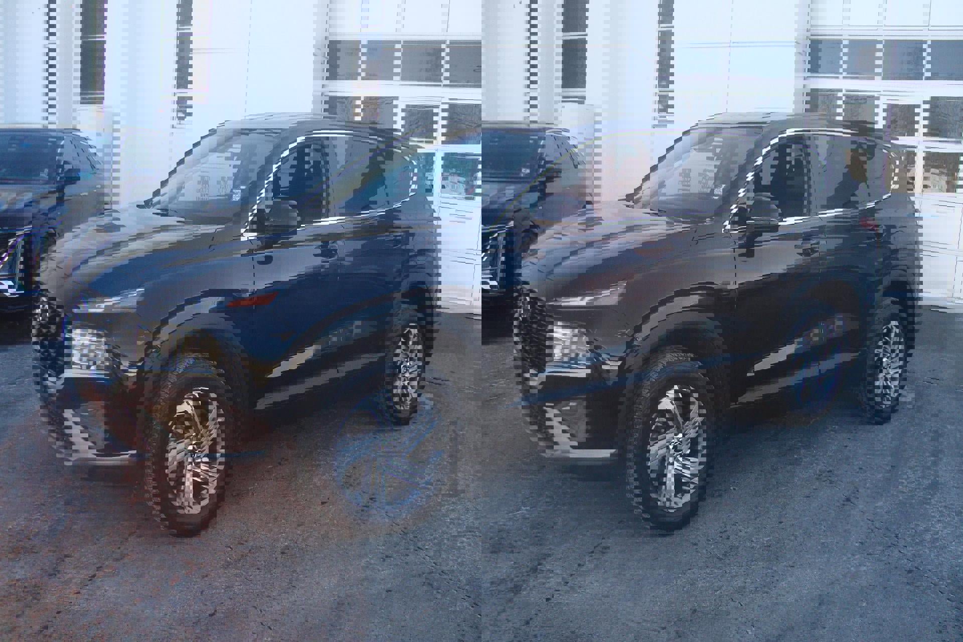 Used 2023 Hyundai Santa Fe SE AWD/4WD image 1