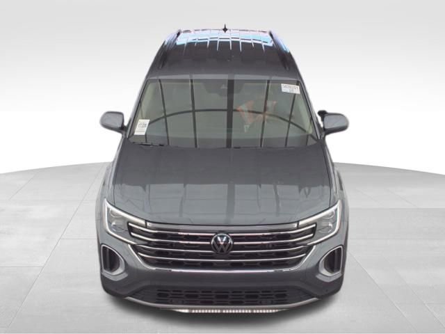 Used 2025 Volkswagen Atlas SE AWD/4WD image 6