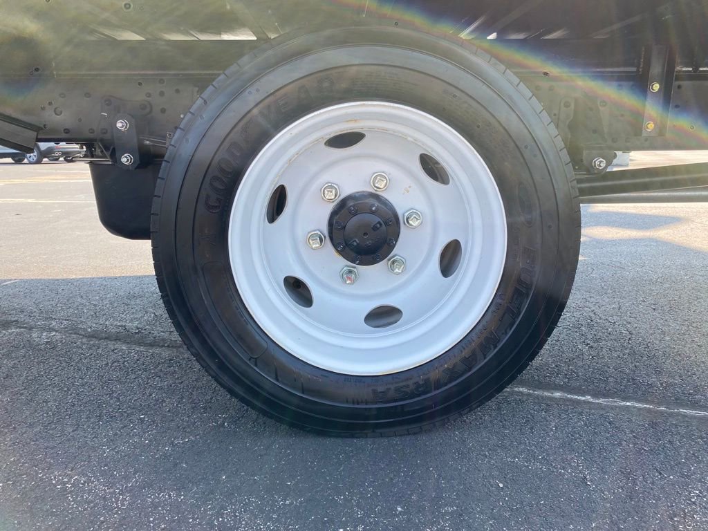 New 2024 Chevrolet Low Cab Forward image 27