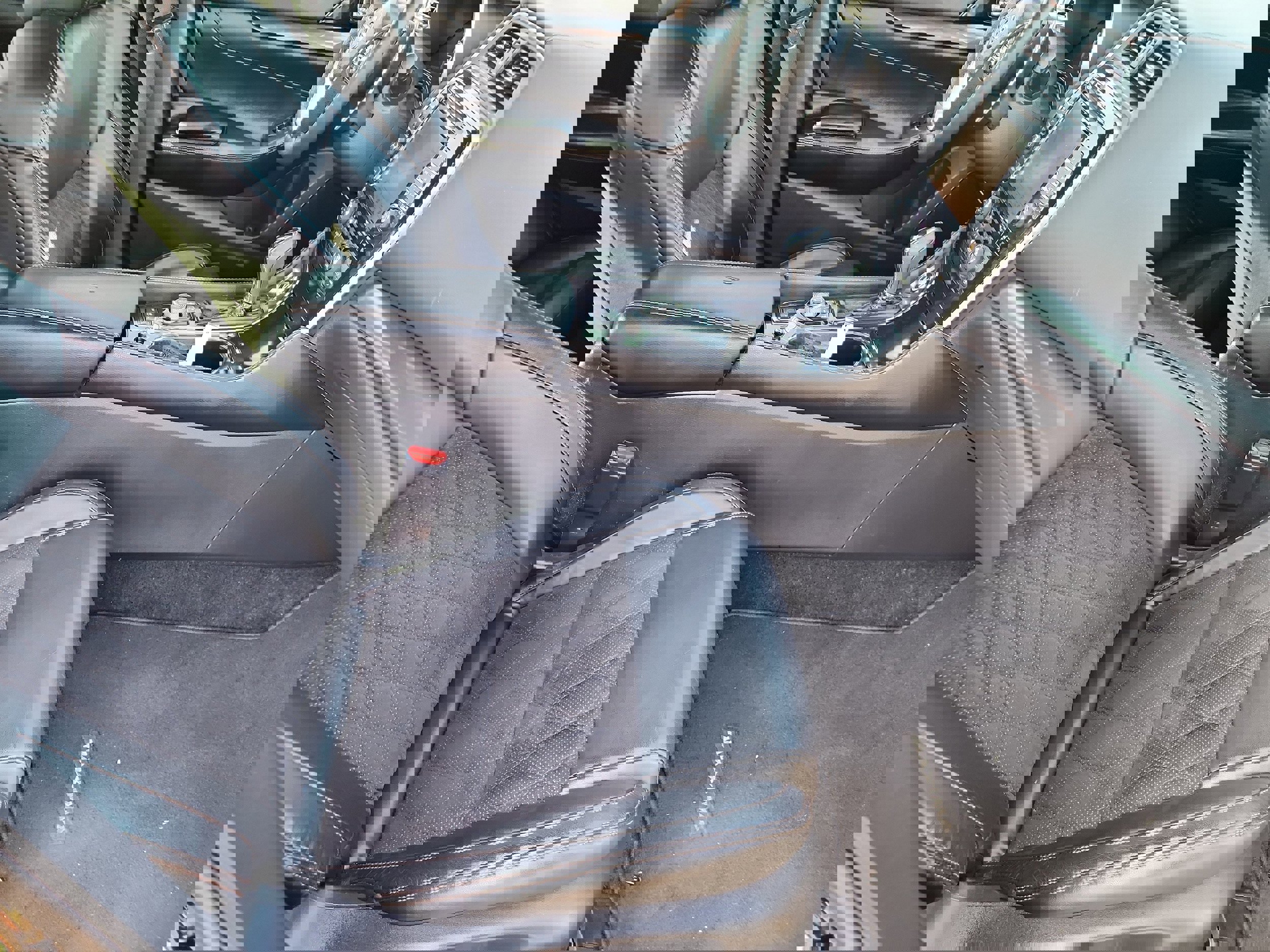 Used 2019 Nissan Maxima SR w/ Premium Package image 8