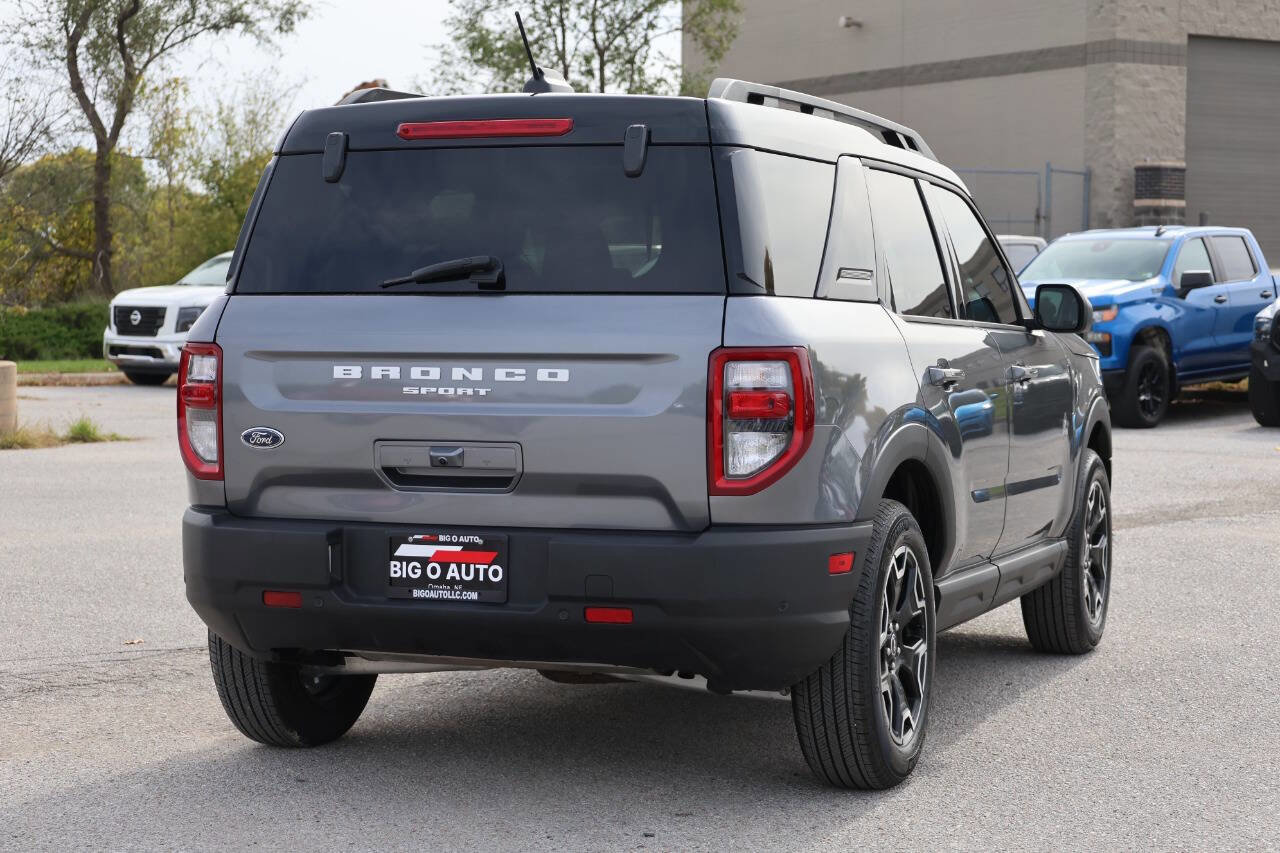 Used 2025 Ford Bronco Sport Outer Banks image 9