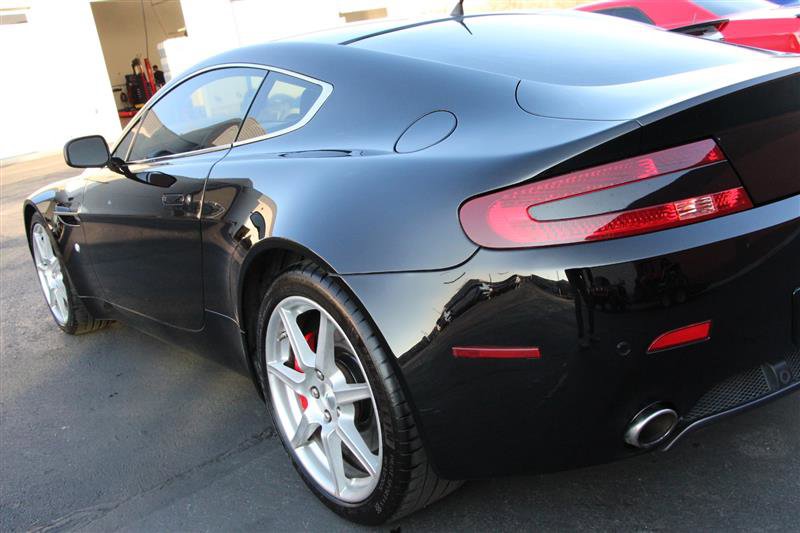 Used 2006 Aston Martin V8 Vantage Coupe image 36