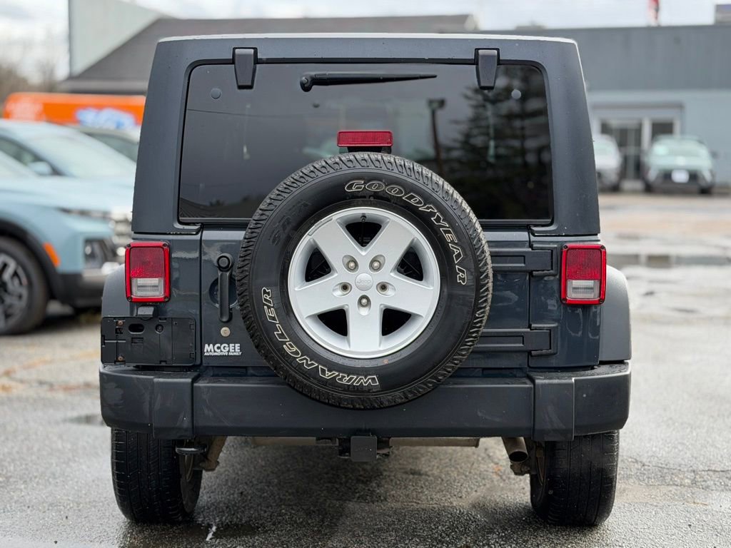 Used 2018 Jeep Wrangler Unlimited Sport w/ Power Convenience Group image 4