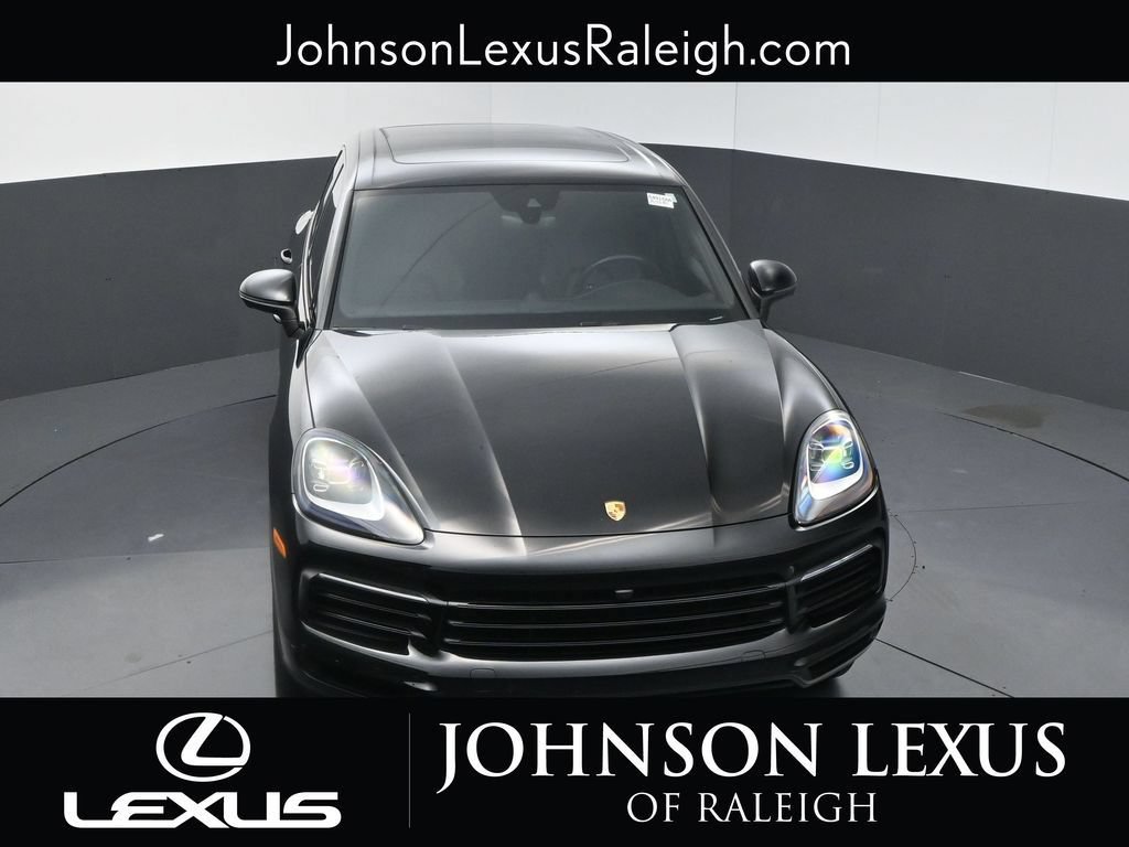 Used 2020 Porsche Cayenne AWD/4WD image 24