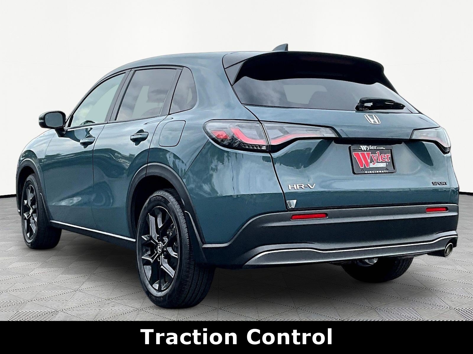 Used 2025 Honda HR-V Sport image 4