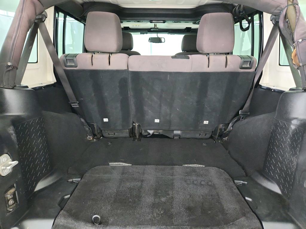 Used 2016 Jeep Wrangler Unlimited Sport w/ Quick Order Package 23S AWD/4WD image 23