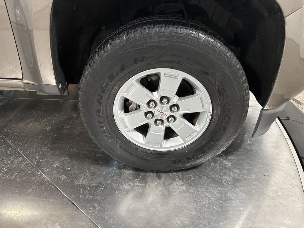 Used 2015 GMC Canyon W/T w/ Convenience Package image 14