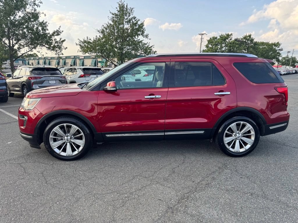 Used 2019 Ford Explorer Limited w/ Ford Safe & Smart Package FWD image 4