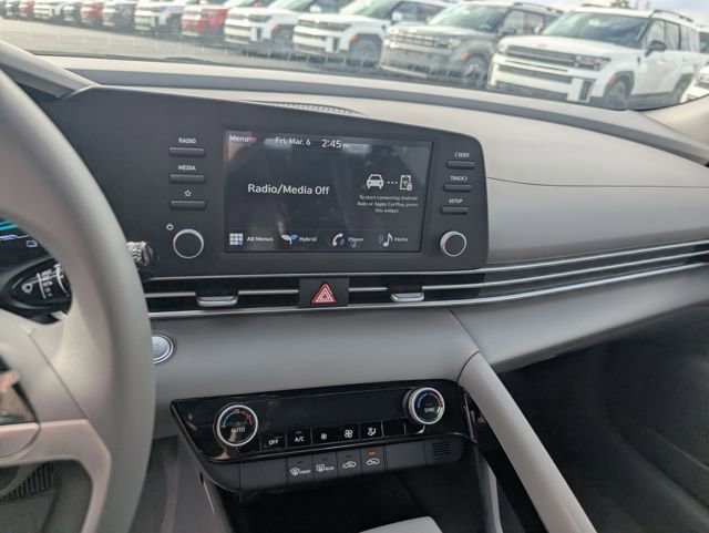 New 2026 Hyundai Elantra Blue image 21