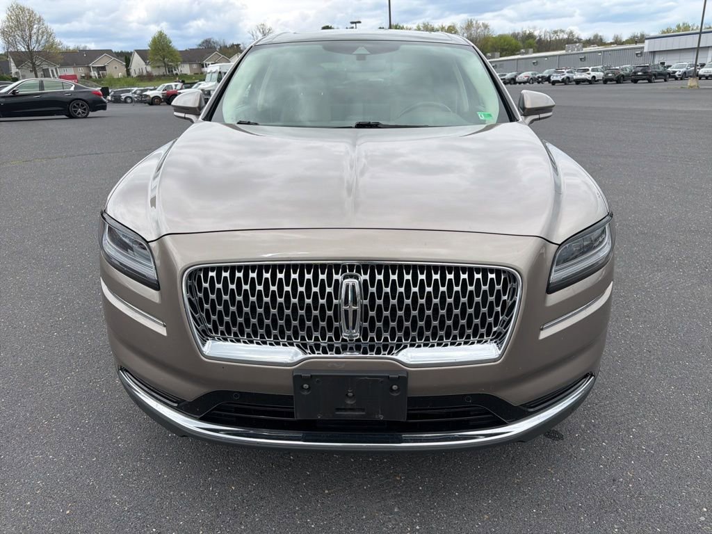 Used 2021 Lincoln Nautilus Reserve w/ Equipment Group 201A image 8