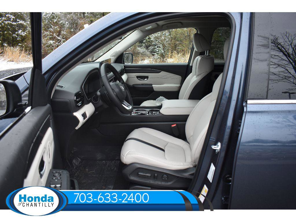 New 2026 Honda Pilot Touring image 27