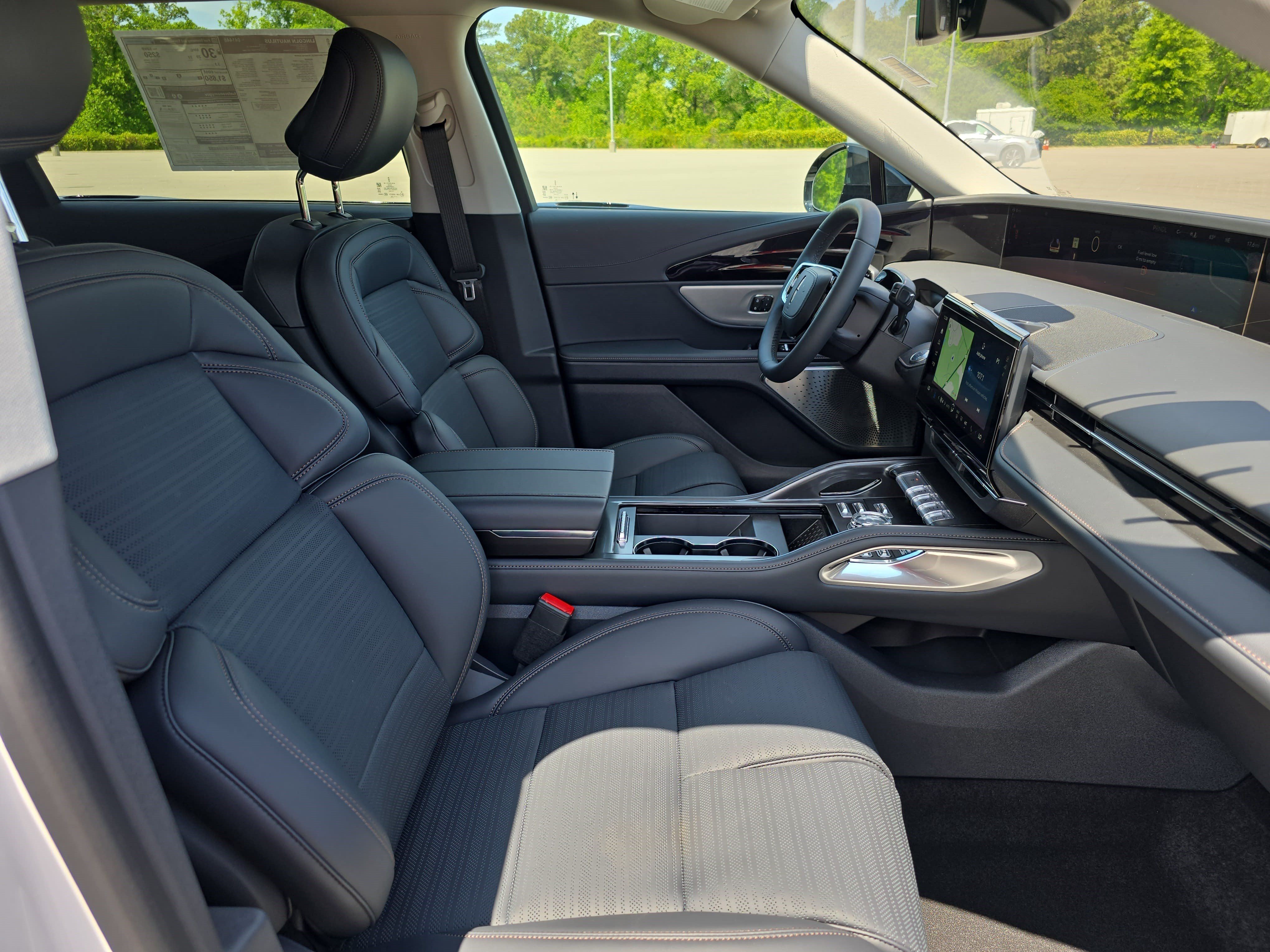 New 2026 Lincoln Nautilus Reserve AWD/4WD image 10