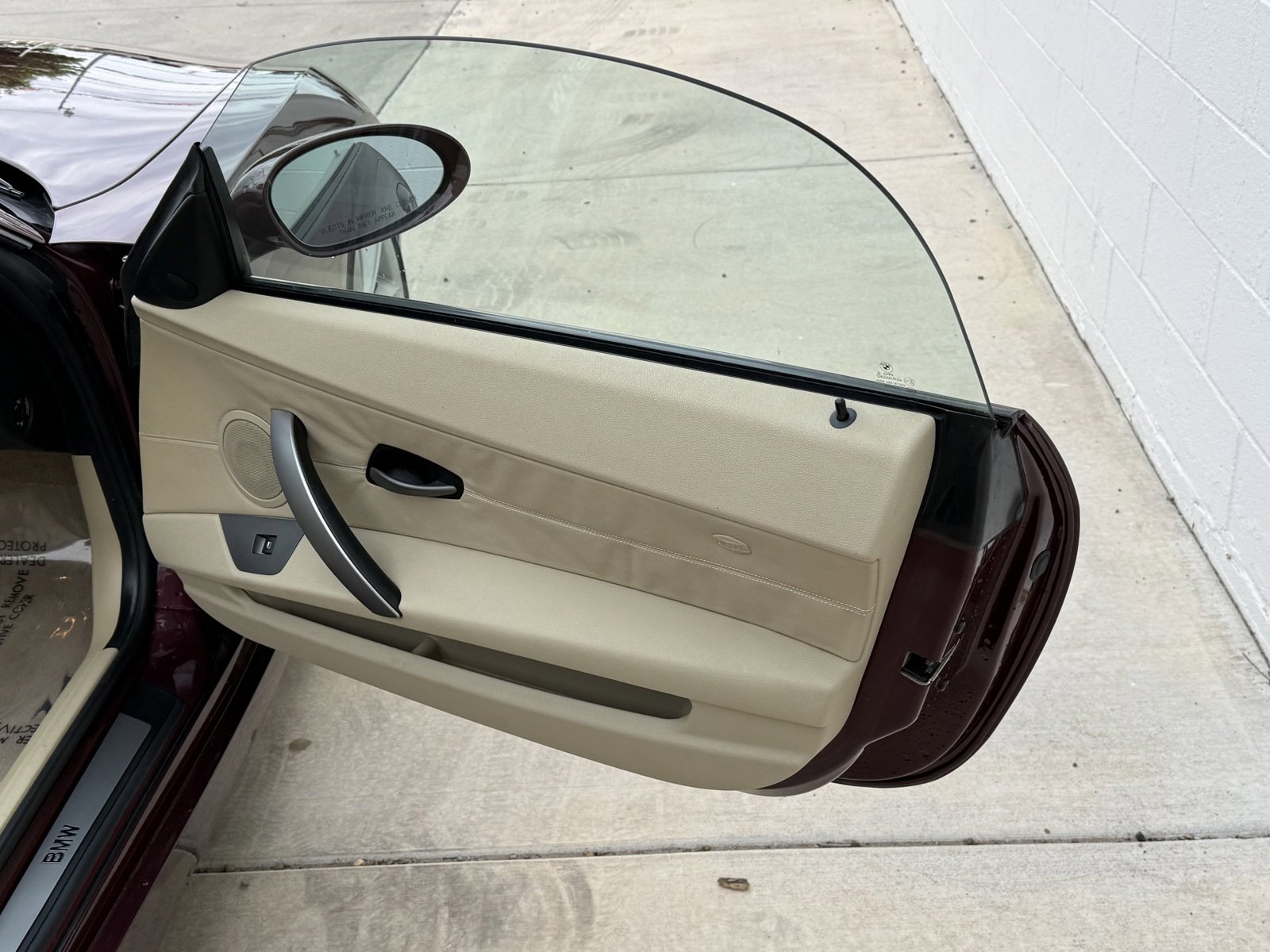 Used 2004 BMW Z4 3.0i RWD image 32