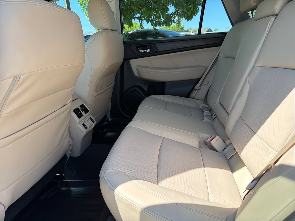 Used 2019 Subaru Outback 3.6R Limited AWD/4WD image 24