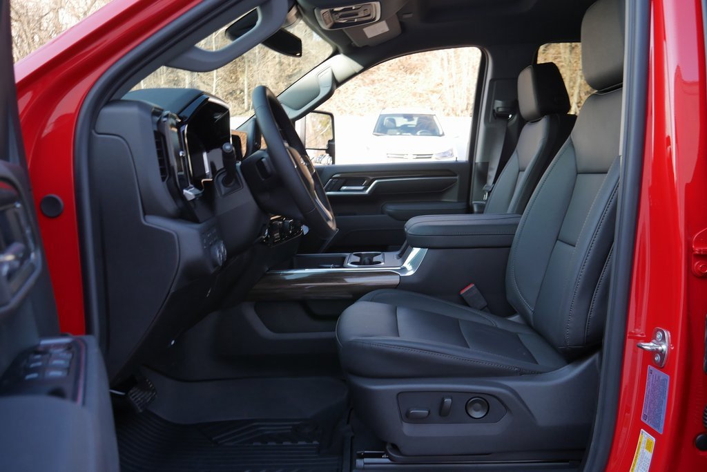 New 2026 Chevrolet Silverado 2500 LT w/ Trail Boss Package image 8