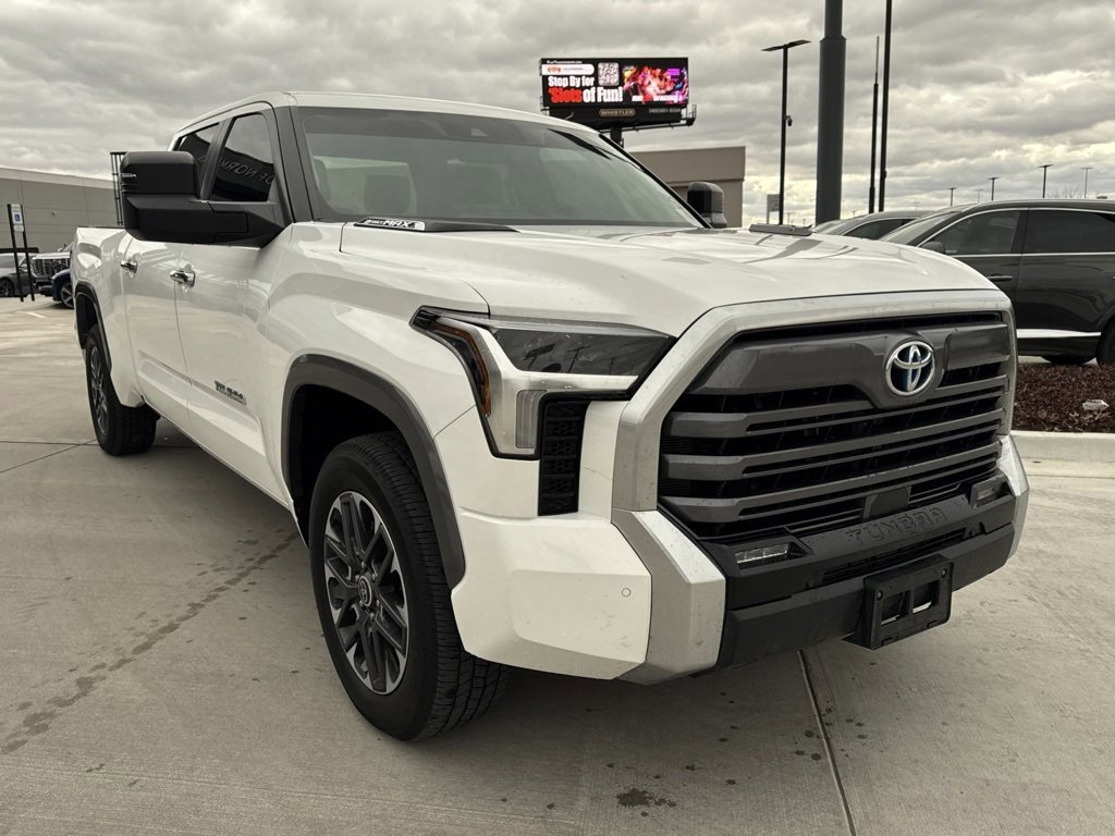 Used 2024 Toyota Tundra Limited image 3
