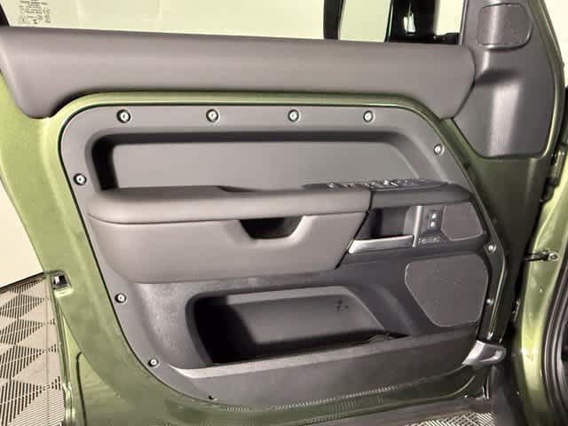 New 2026 Land Rover Defender 110 S AWD/4WD image 20