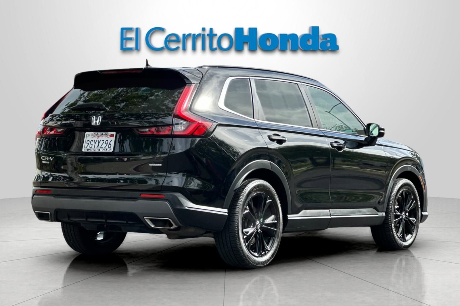 Certified 2023 Honda CR-V Sport Touring image 3