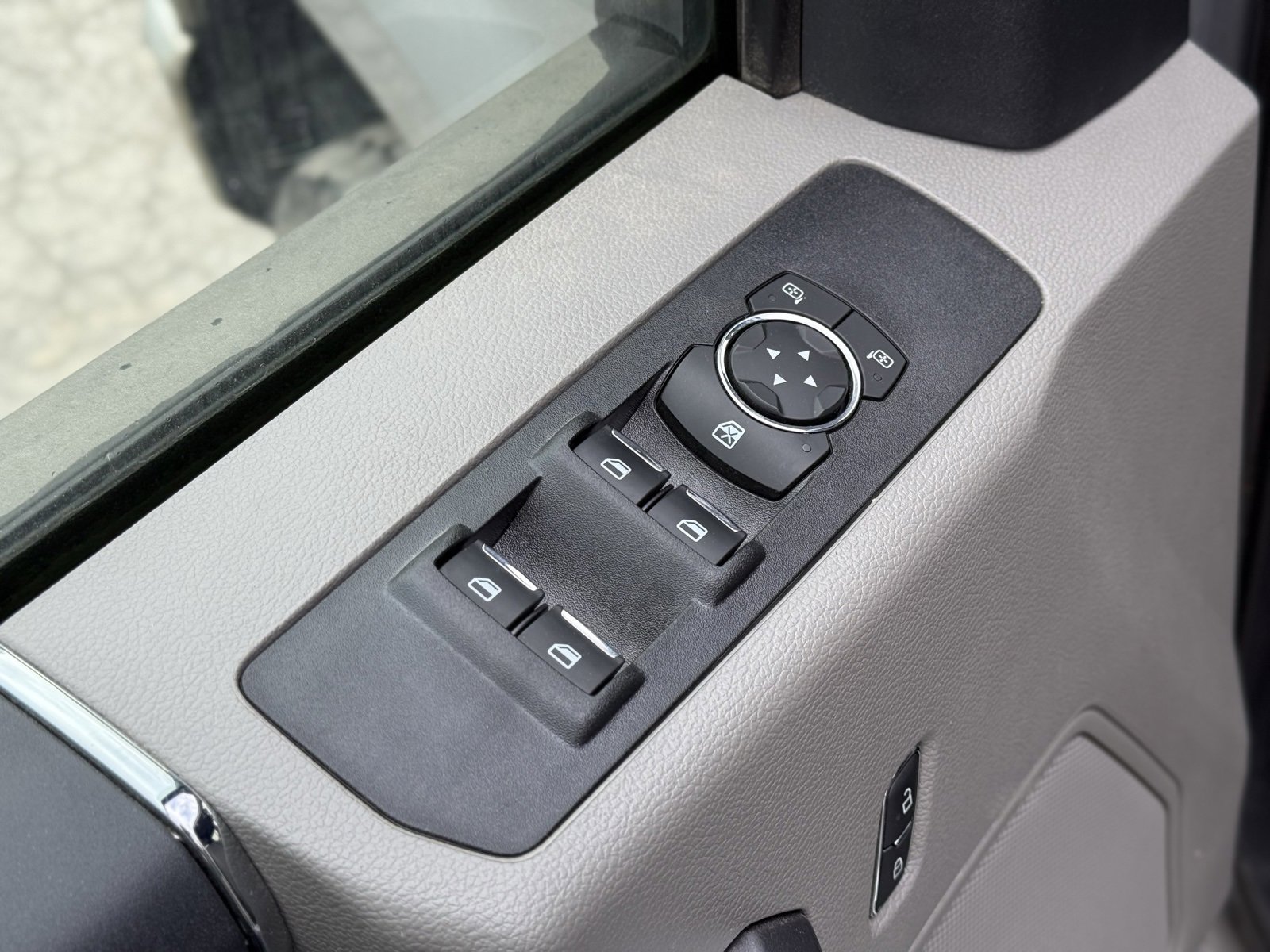 Used 2022 Ford F250 XLT image 6