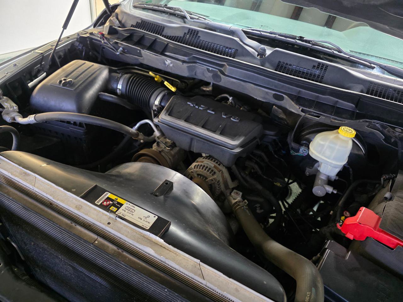 Used 2013 RAM 1500 Classic SLT w/ Premium Display Pkg image 39