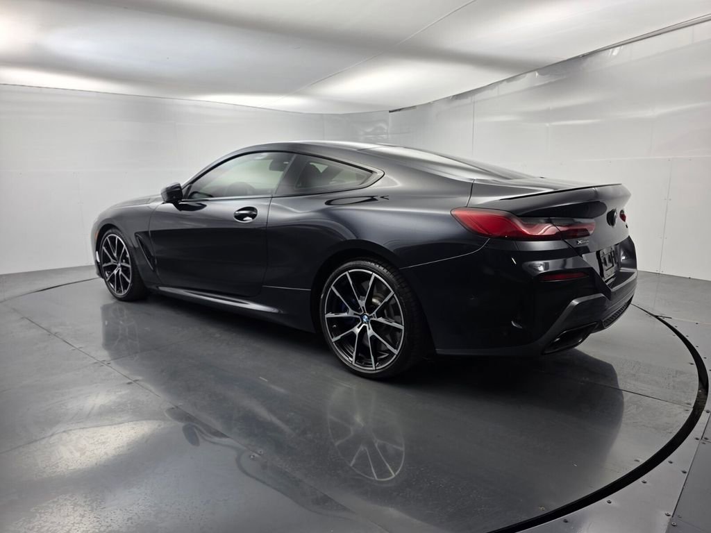 Used 2022 BMW M850i xDrive Coupe w/ Driving Assistance Package AWD/4WD image 4