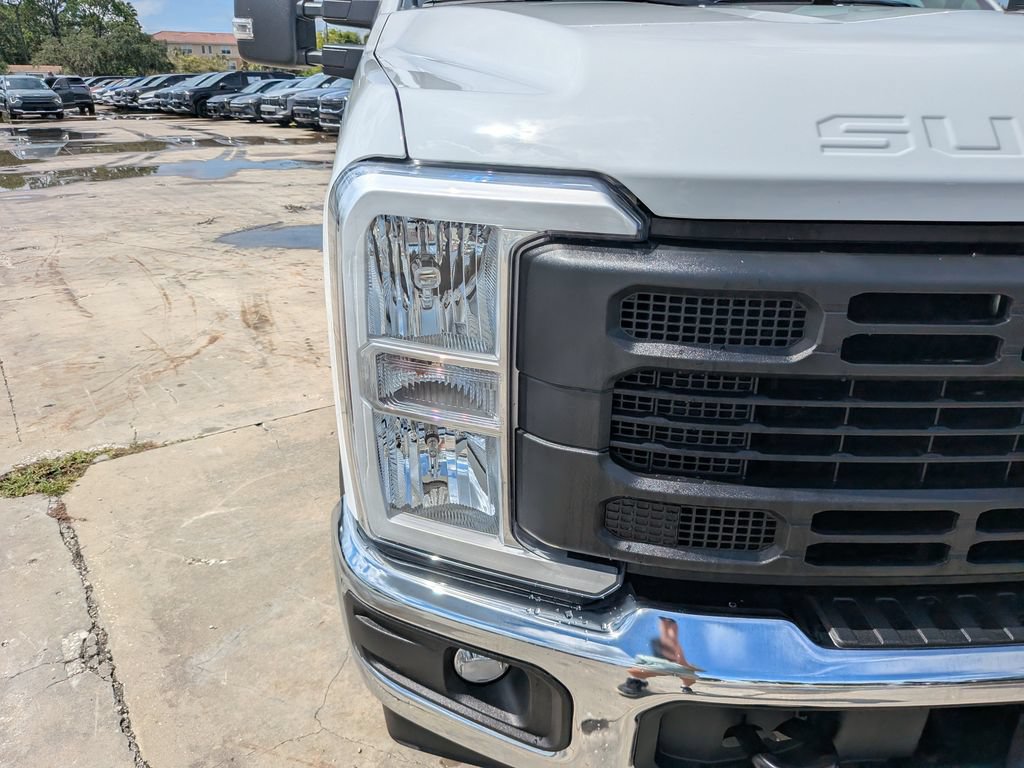 Used 2025 Ford F350 XL w/ XL Chrome Package RWD image 10
