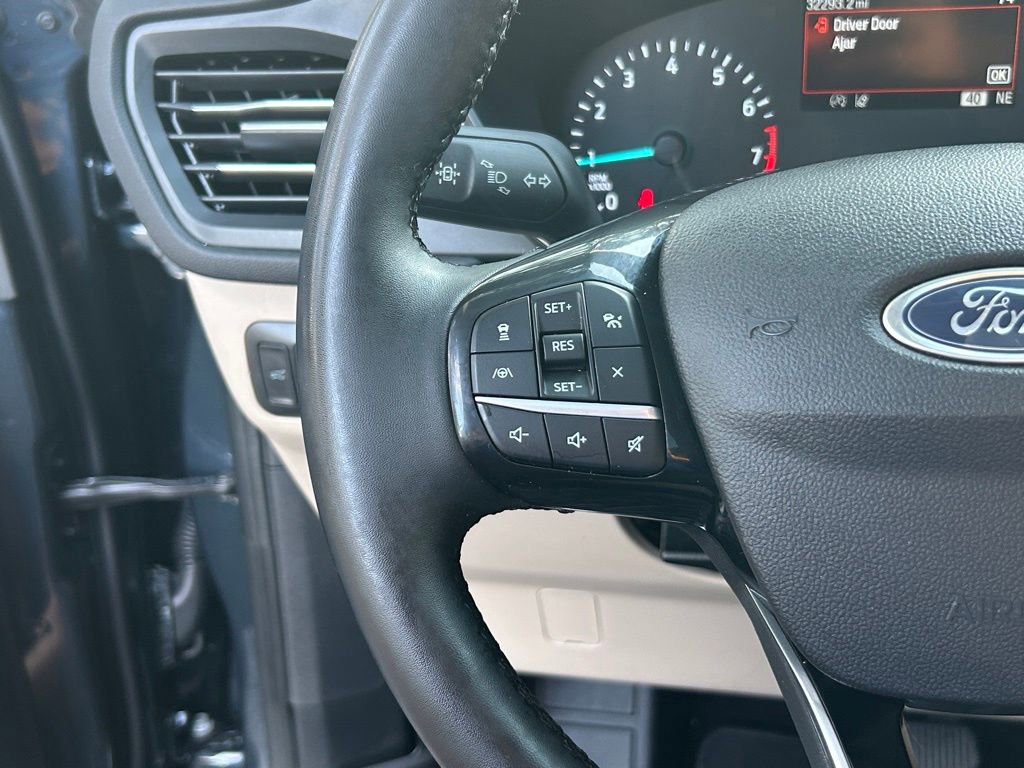 Used 2022 Ford Escape SEL FWD image 39