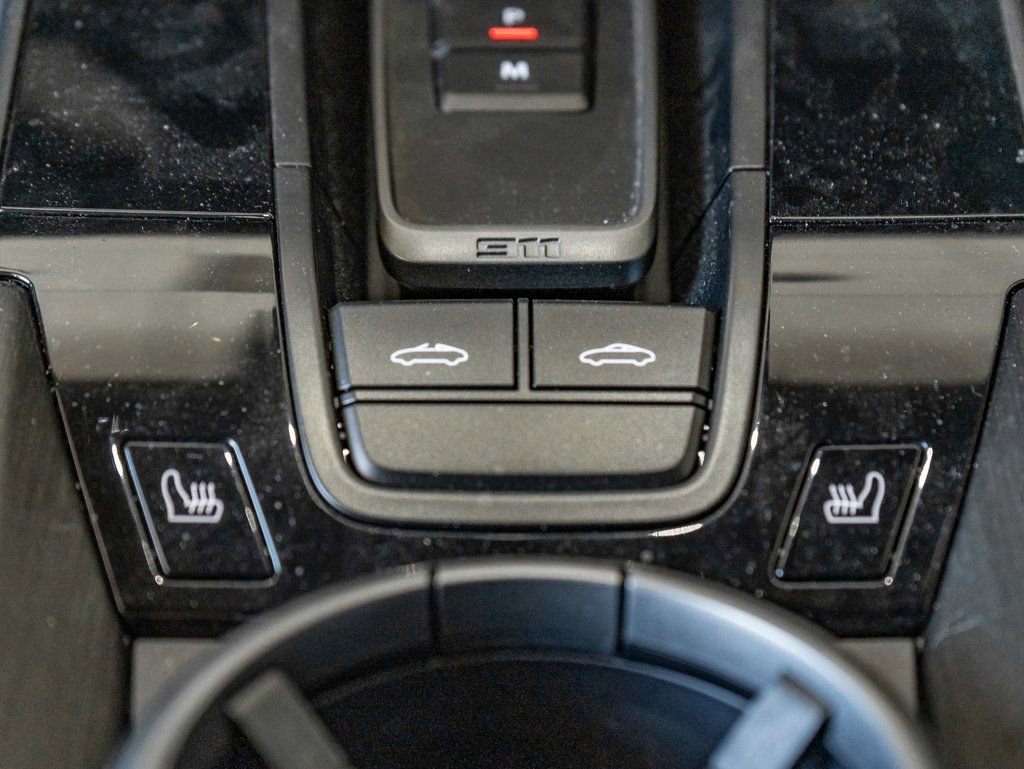 Certified 2024 Porsche 911 Targa 4 GTS image 19